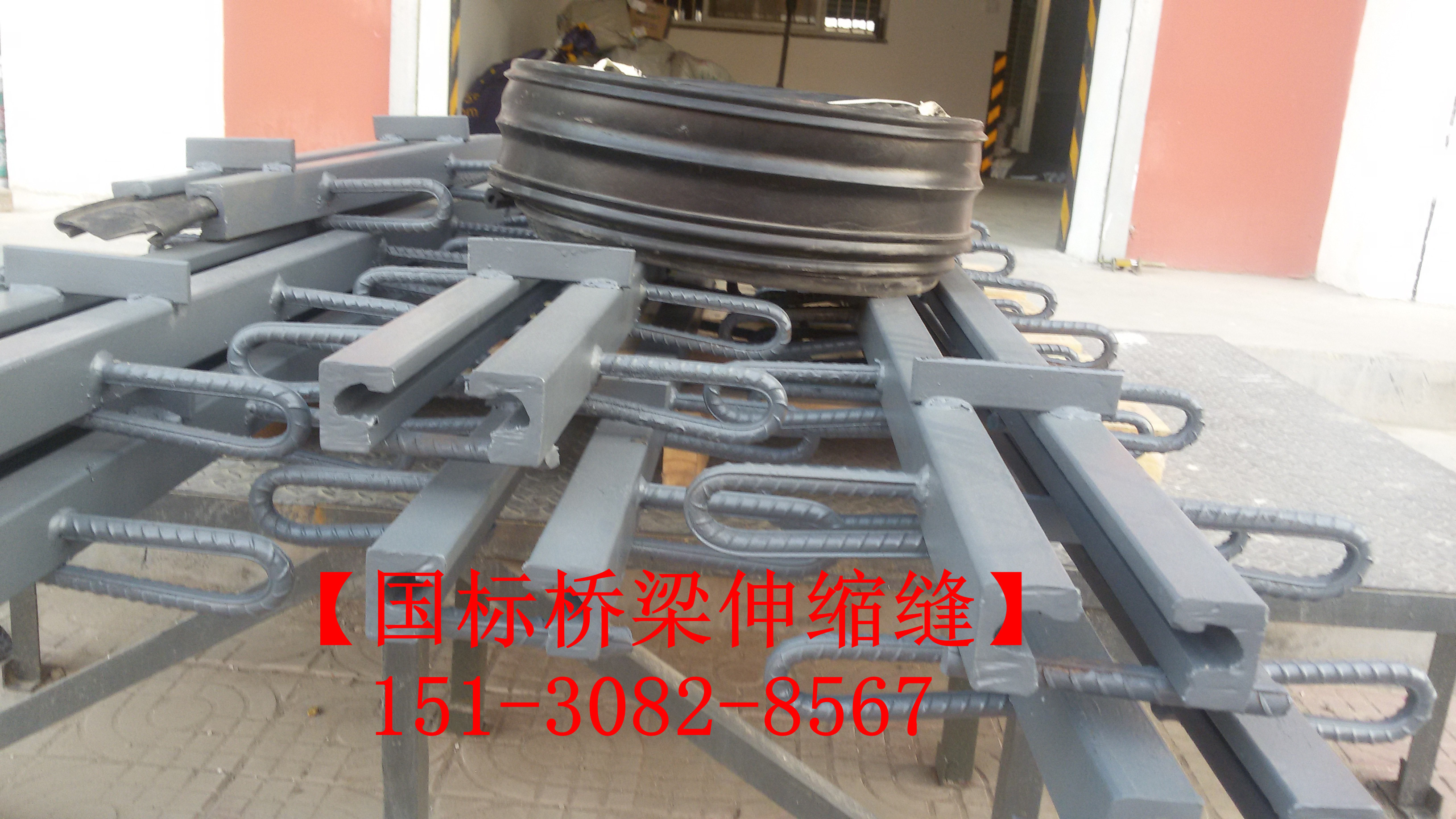 良品橋梁伸縮縫裝置的施工安裝和維護(hù)