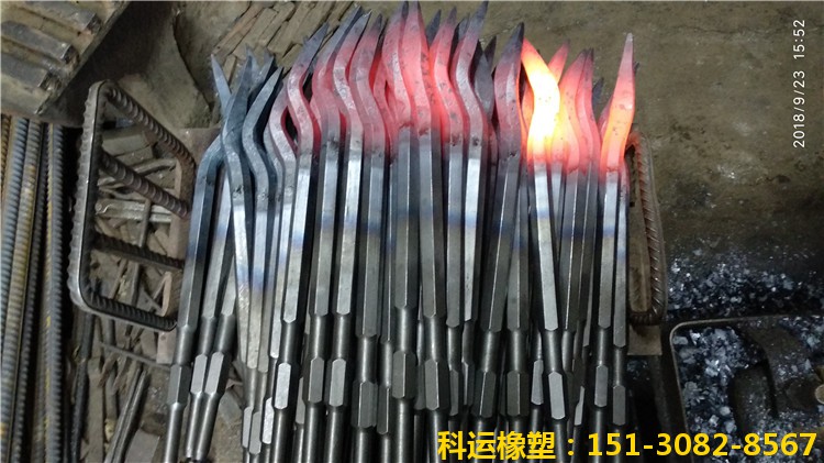路橋橋梁伸縮縫裝置安裝養(yǎng)護(hù) 膠條安裝更換工具3